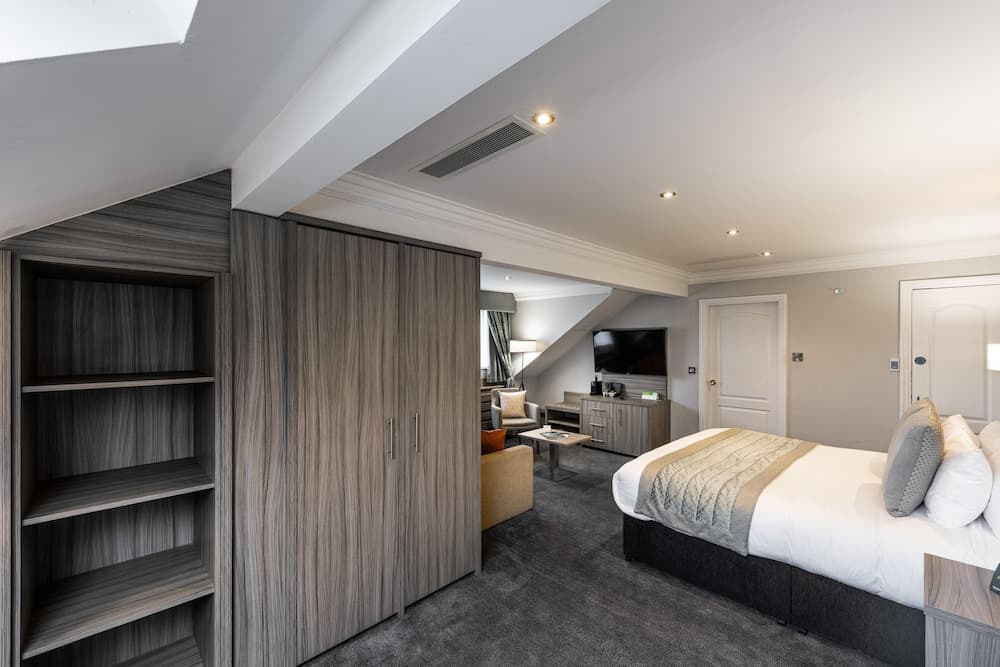 Holiday Inn Manchester - Oldham by IHG