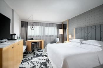 Sheraton Frankfurt Airport Hotel & Conference Center