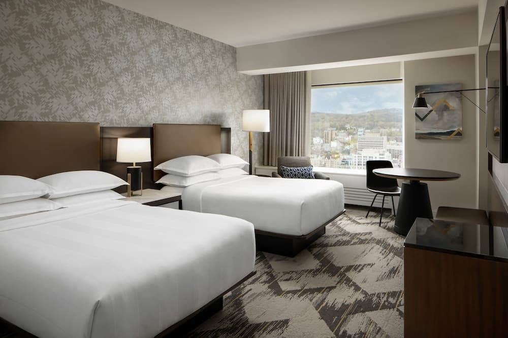 Le Centre Sheraton Montreal Hotel