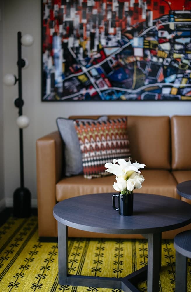 Montrose at Beverly Hills