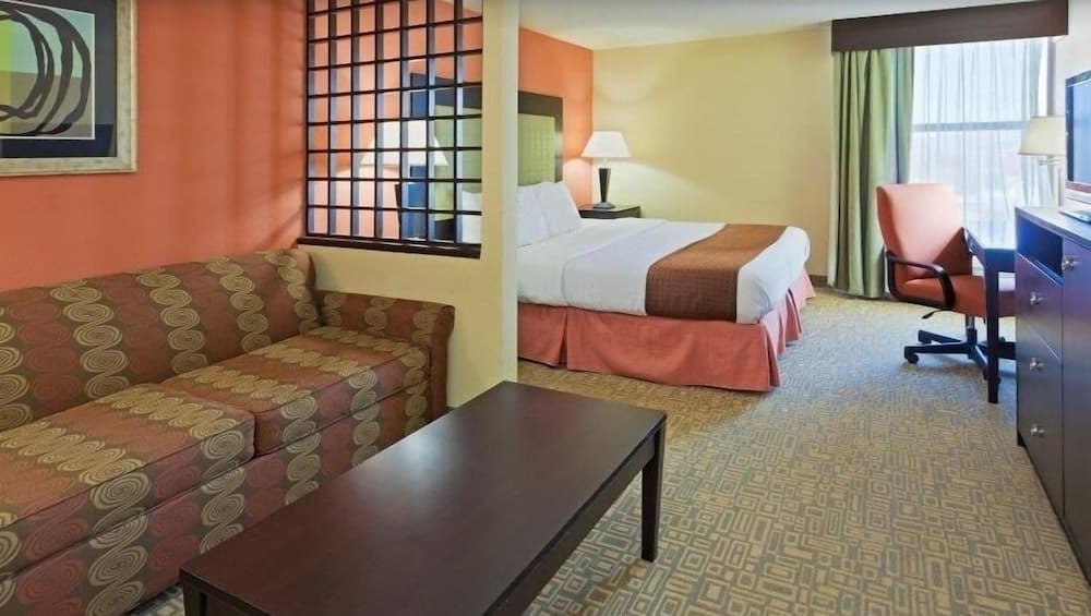 Doubletree by Hilton Harrisonburg