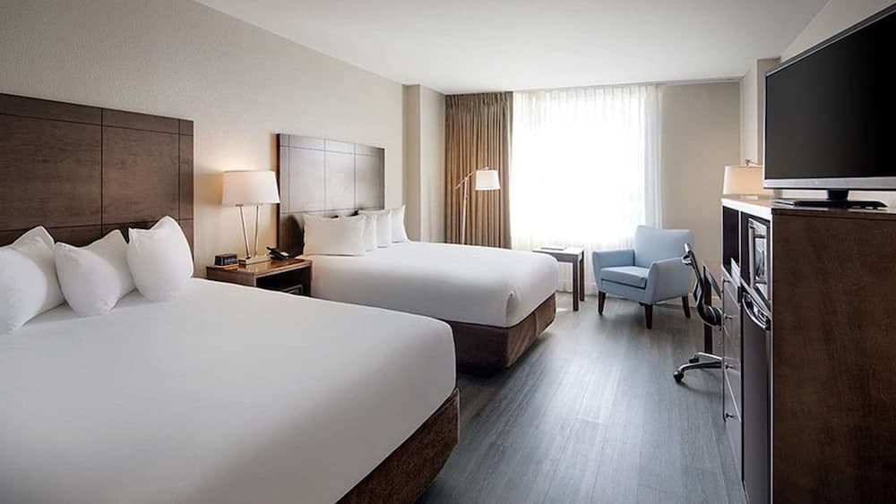 Florida Hotel & Conference Center in the Florida Mall