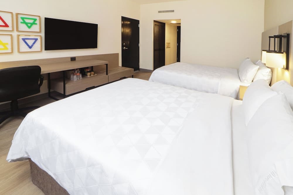 Holiday Inn Monterrey - Parque Fundidora by IHG