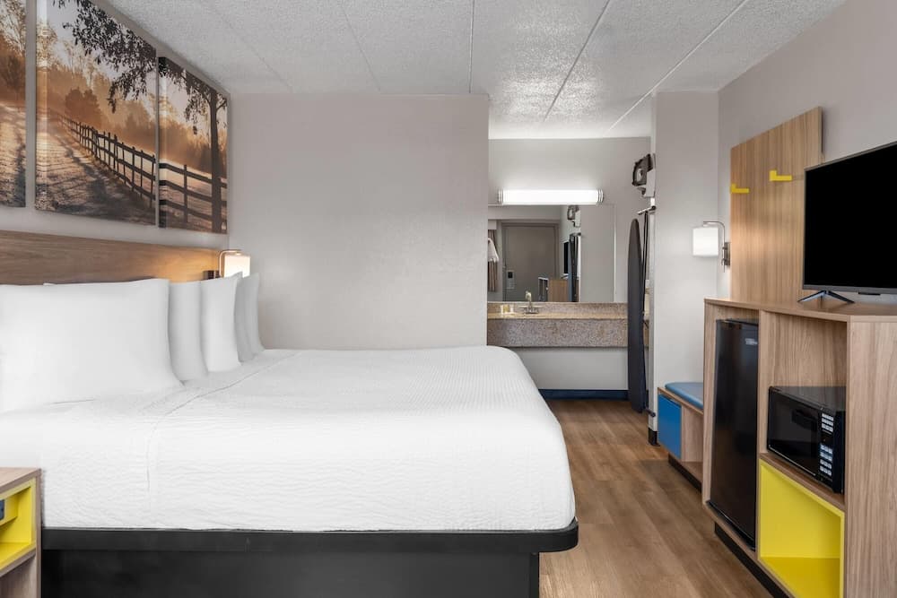 Days Inn by Wyndham Cloverdale Greencastle