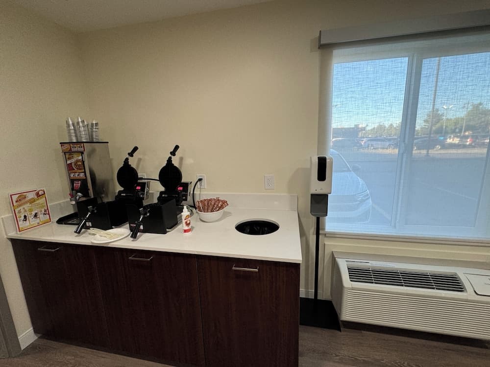 Comfort Inn & Suites Salt Lake City I-80 I-15 Downtown