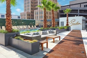 The Statler Dallas Curio Collection By Hilton