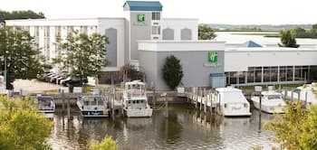 Holiday Inn Grand Haven-Spring Lake, an IHG Hotel