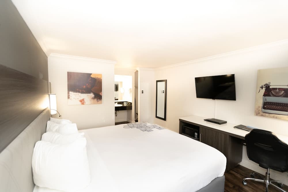 Rodeway Inn San Jose HWY-101 Tully Rd Exit