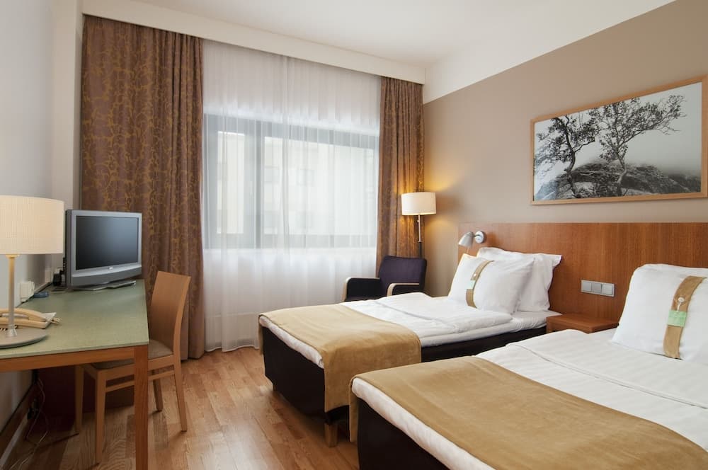 Holiday Inn Helsinki - Vantaa Airport by IHG
