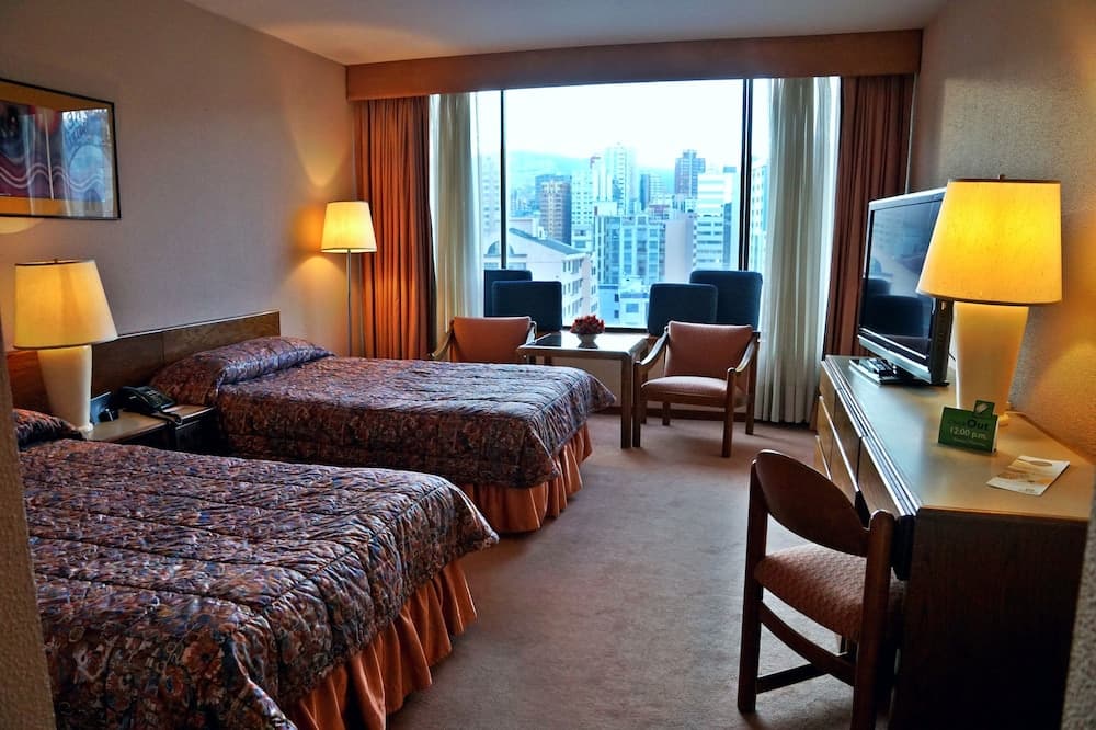 Real Plaza Hotel and Convention Center