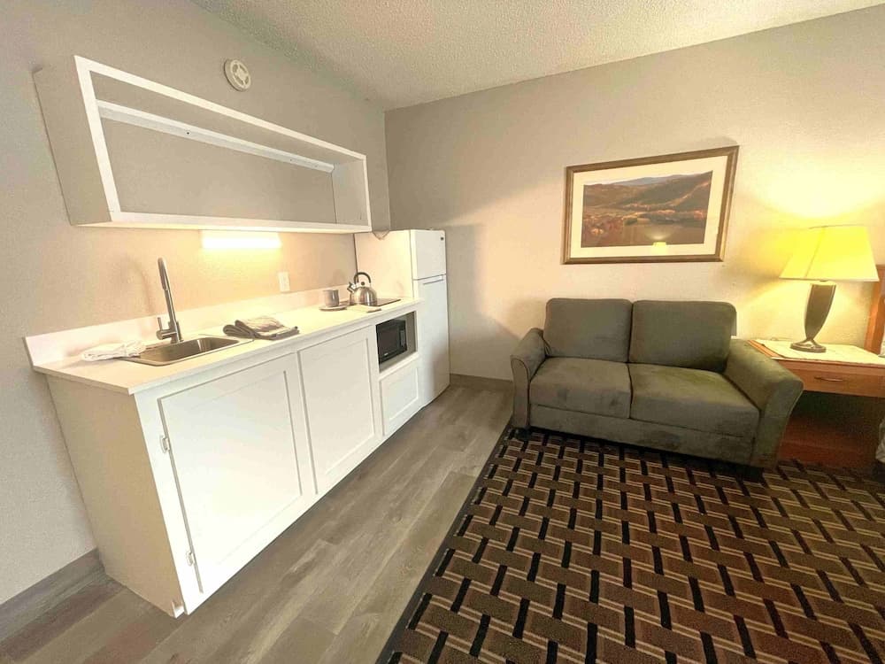 FairBridge Extended Stay – a Kitchenette Hotel