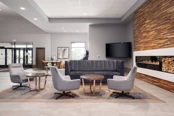 Delta Hotels by Marriott Fargo