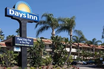 Days Inn by Wyndham San Diego Hotel Circle