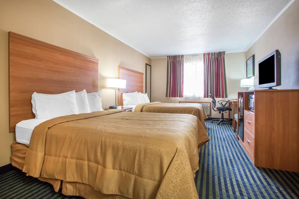 Quality Inn Ottawa near Starved Rock State Park