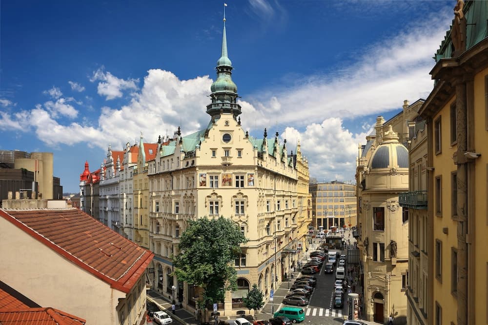 hotel image