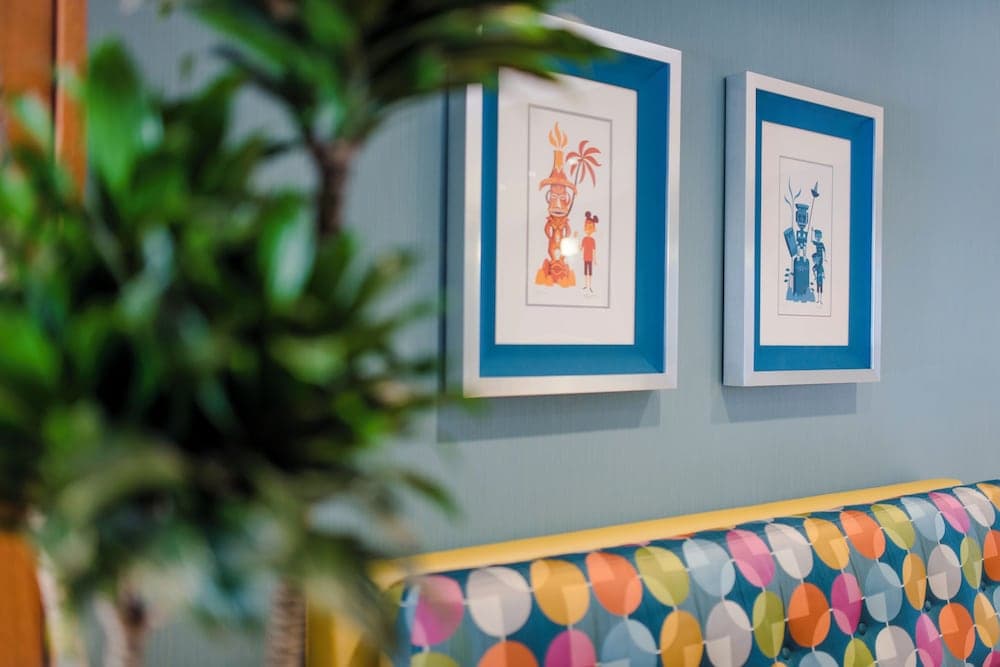 Howard Johnson by Wyndham Anaheim Hotel and Water Playground