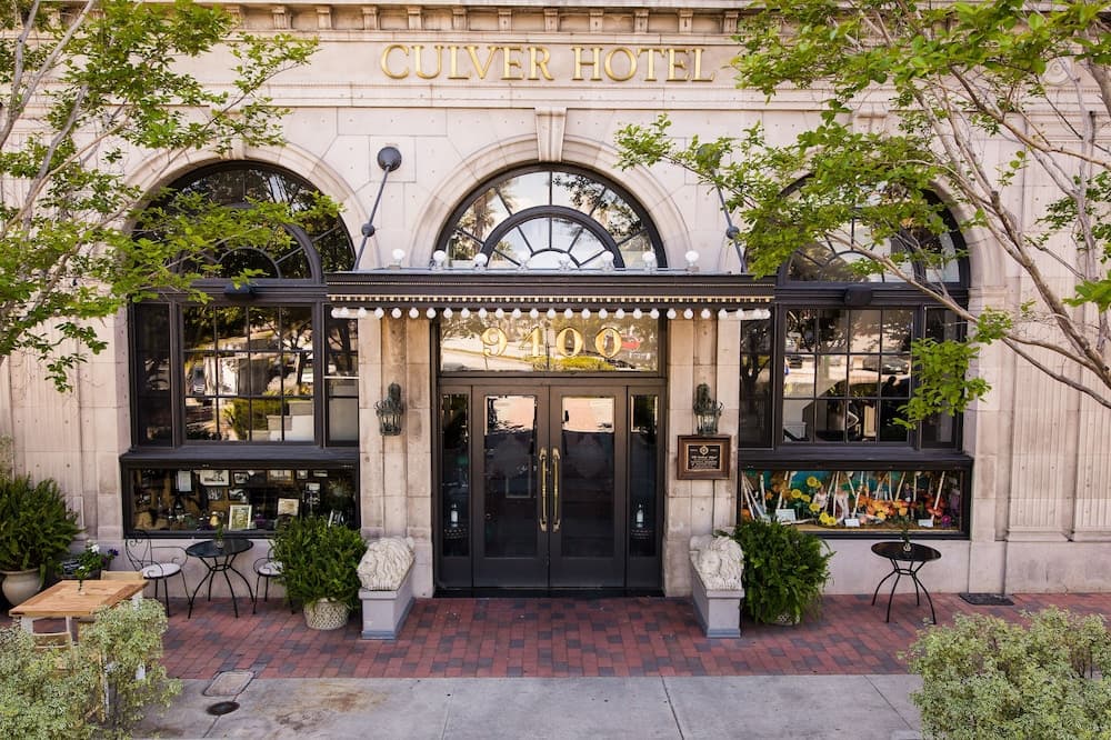 hotel image