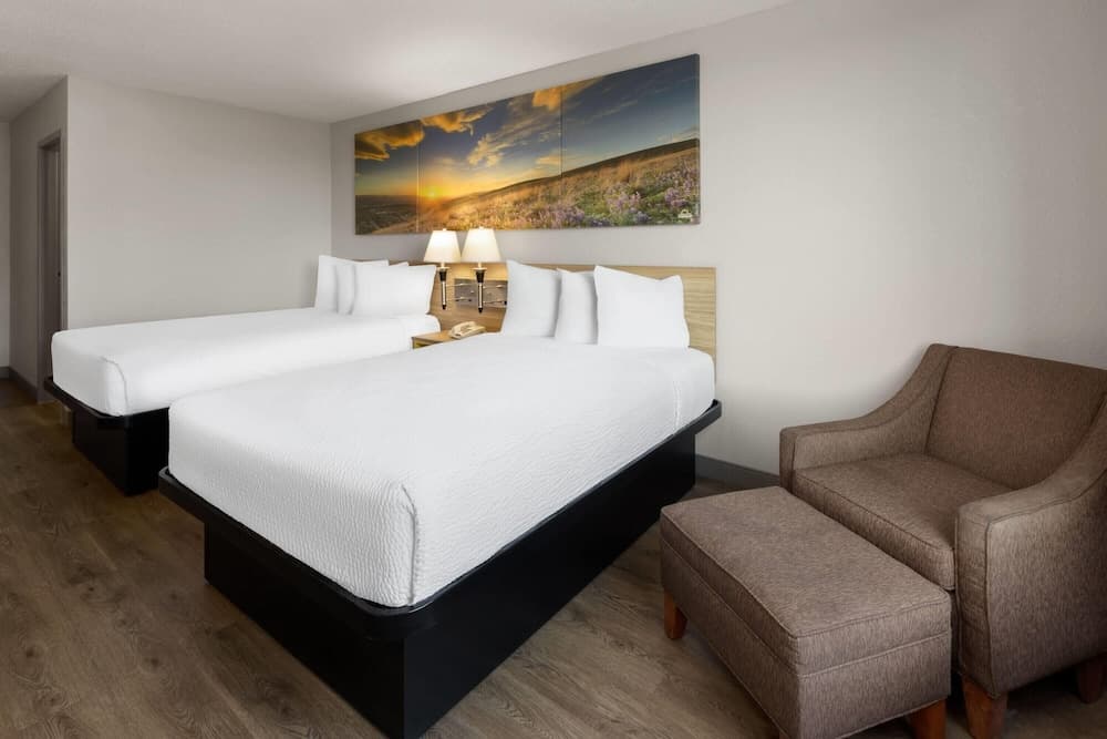 Days Inn by Wyndham Cambridge