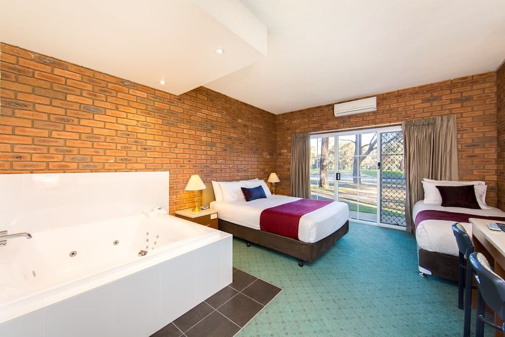 Thurgoona Country Club Resort