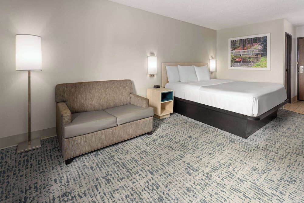 Baymont by Wyndham LaGrange