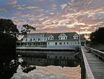 The Inn At Corolla Light