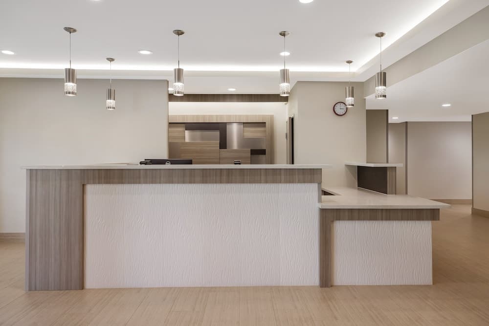 Red Roof Inn Sulphur