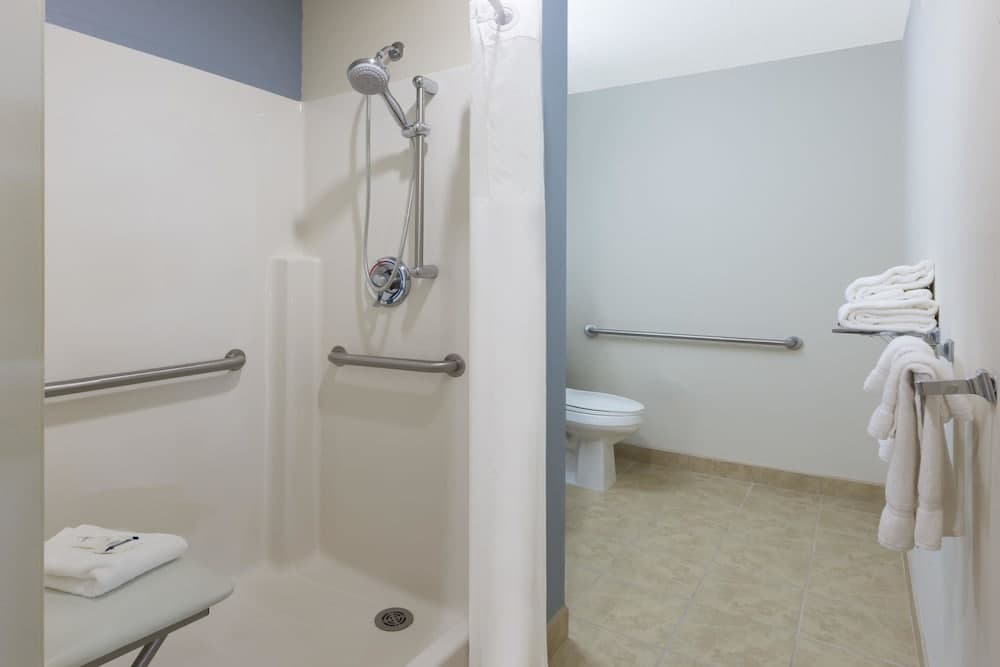 Microtel Inn & Suites by Wyndham Sioux Falls