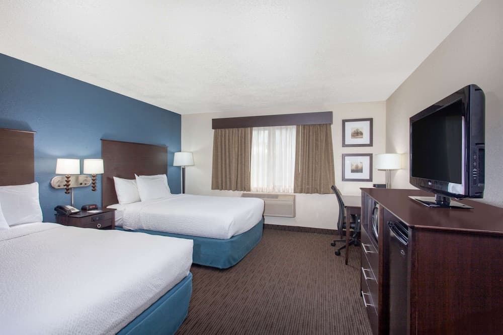 AmericInn by Wyndham Mankato Event Center