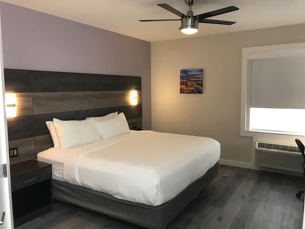 HOM Hotel Gainesville, SureStay Collection by Best Western