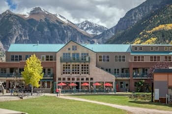 Camel's Garden Hotel