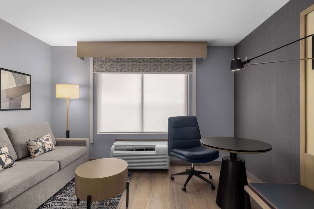 DoubleTree by Hilton Las Vegas Airport