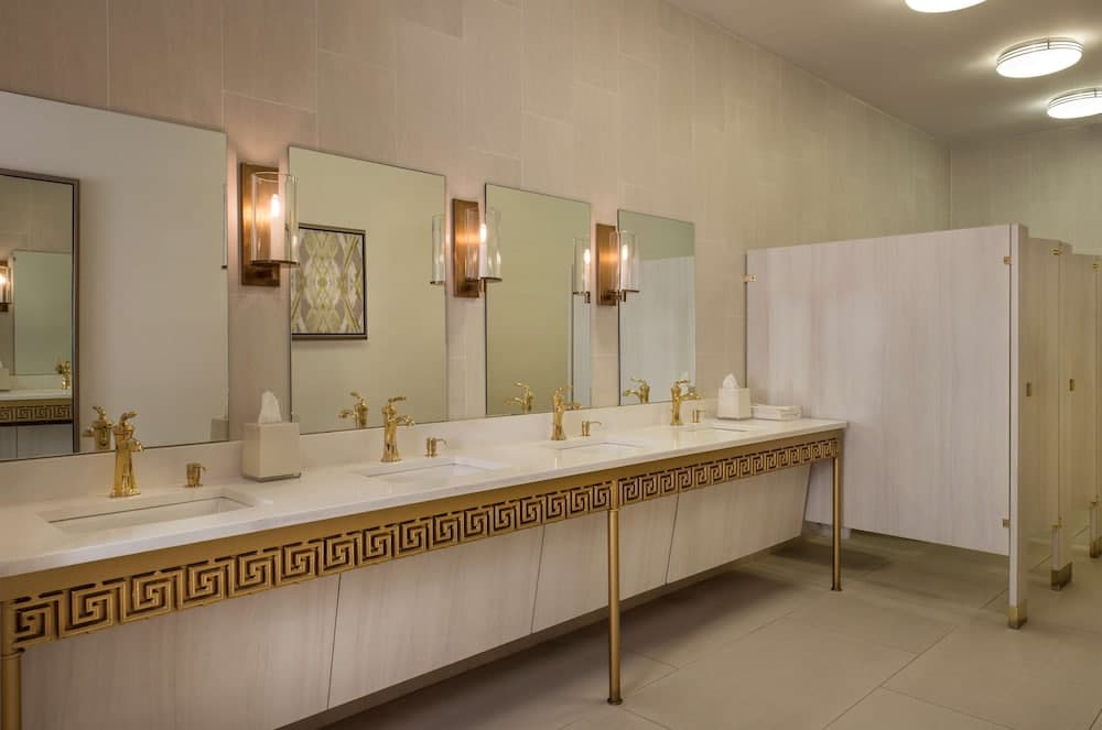 DoubleTree by Hilton Hotel Dallas – Love Field