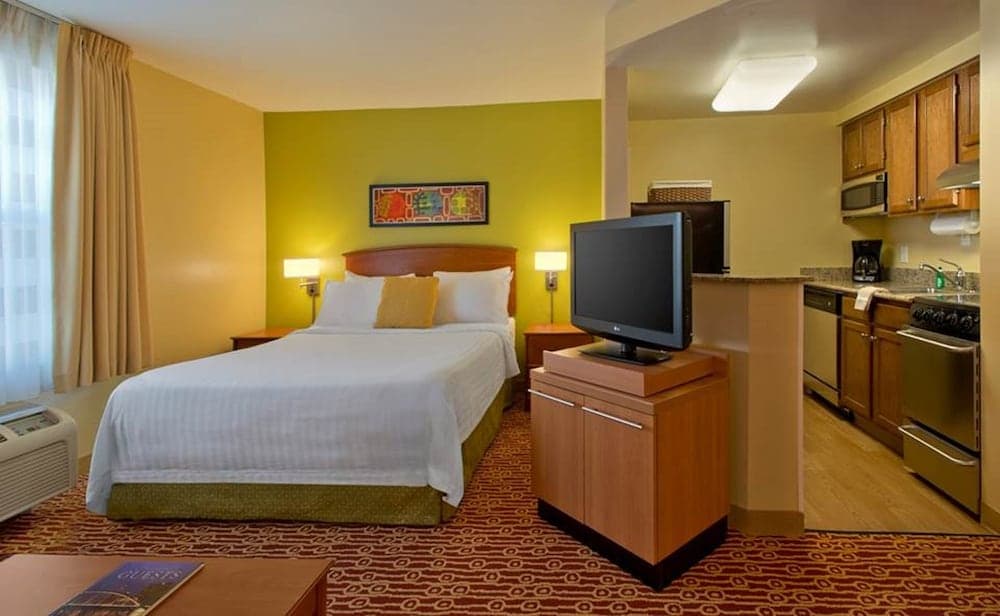 Hawthorn Extended Stay by Wyndham Cincinnati NE/Mason