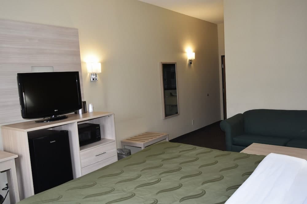 Quality Inn & Suites Brooks Louisville South