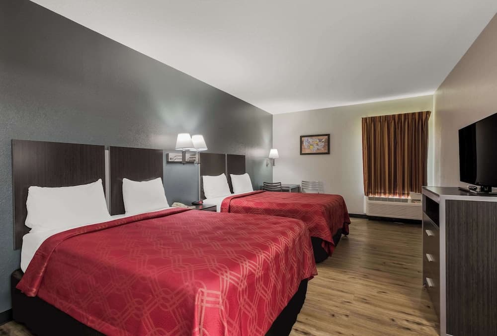 Econo Lodge Inn & Suites Diamondhead