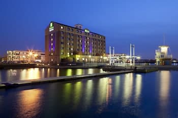 Holiday Inn Express Manchester - Salford Quays, an IHG Hotel