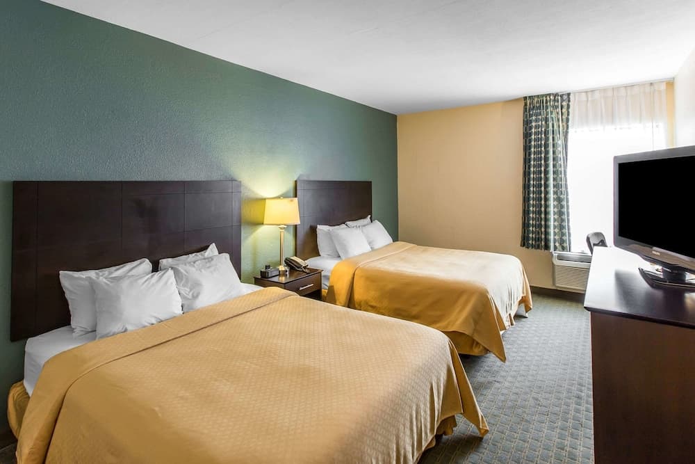 Quality Inn Fitzgerald