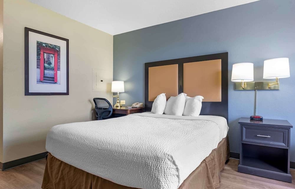 Extended Stay America Select Suites Chicago Hanover Park