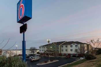 Motel 6 Lincoln, NE