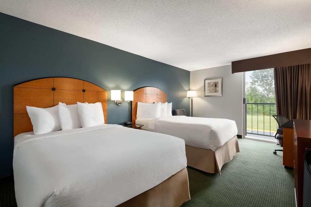 Baymont by Wyndham Salem Roanoke Area