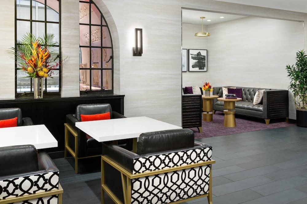 The Lexington Hotel, Autograph Collection