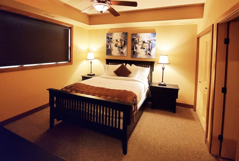Cozystay Signature: Lake Okanagan Resort