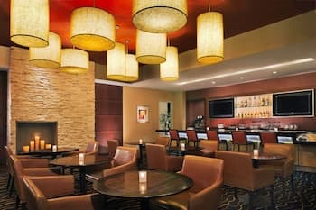 Courtyard by Marriott Los Angeles - Sherman Oaks