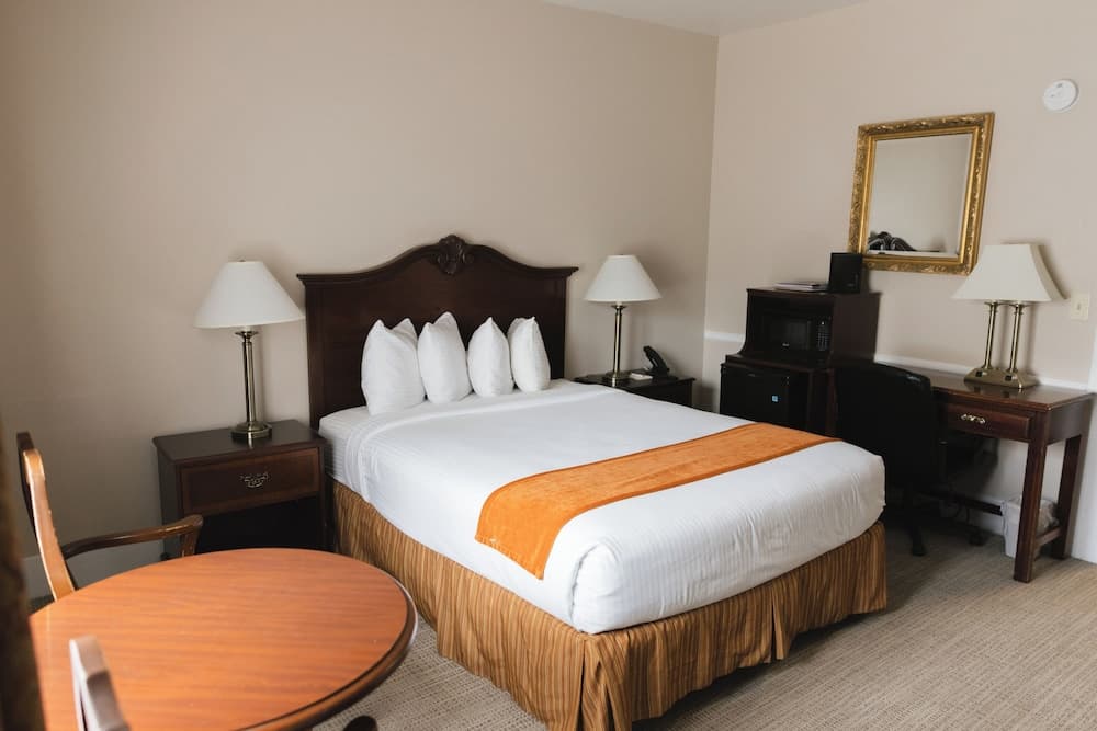 Historic Santa Maria Inn