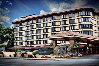 Historic Santa Maria Inn