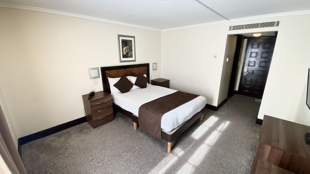 Europa Gatwick Hotel & Spa