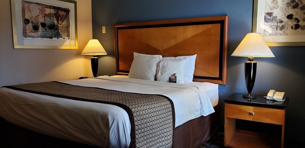 Baymont by Wyndham Knoxville I-75