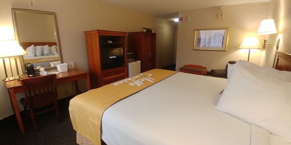 Days Inn by Wyndham Sidney OH