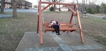 The Parkwood Inn & Suites