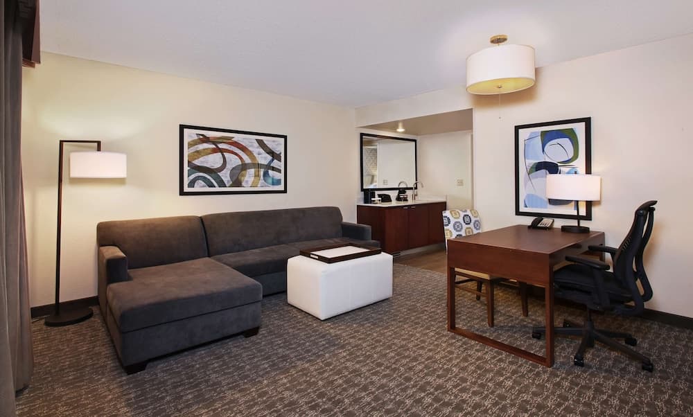 Embassy Suites by Hilton Anaheim North